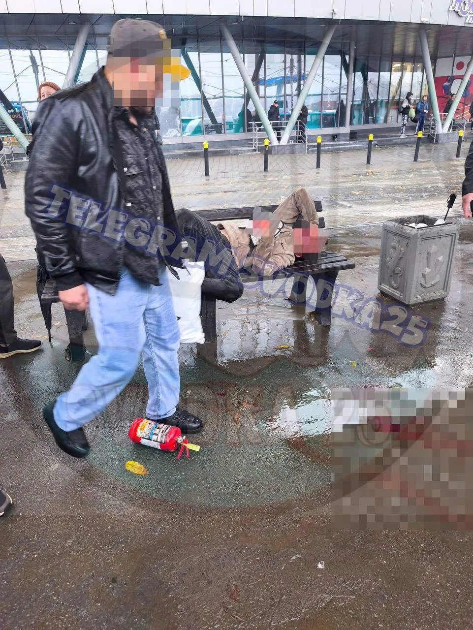 Неизвестные повредили глаз водителю автобуса во Владивостоке