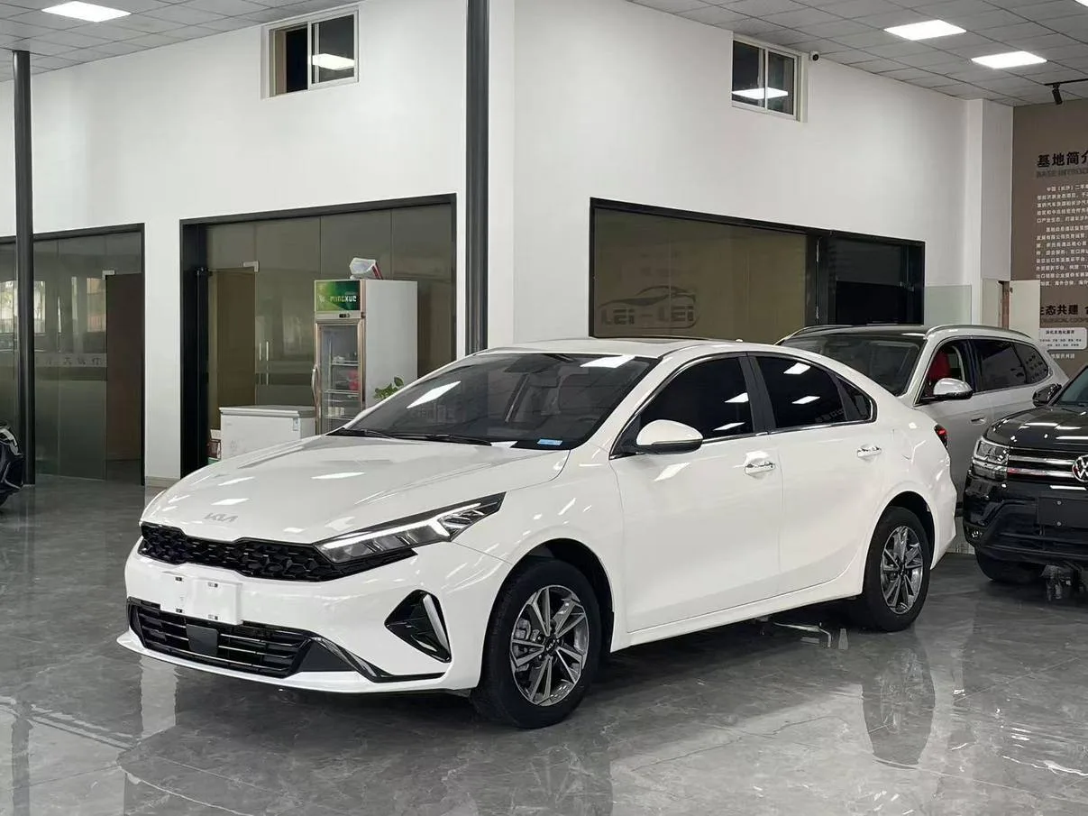 🏎 Kia K3 1.5 IVT 2023 - из Китая
