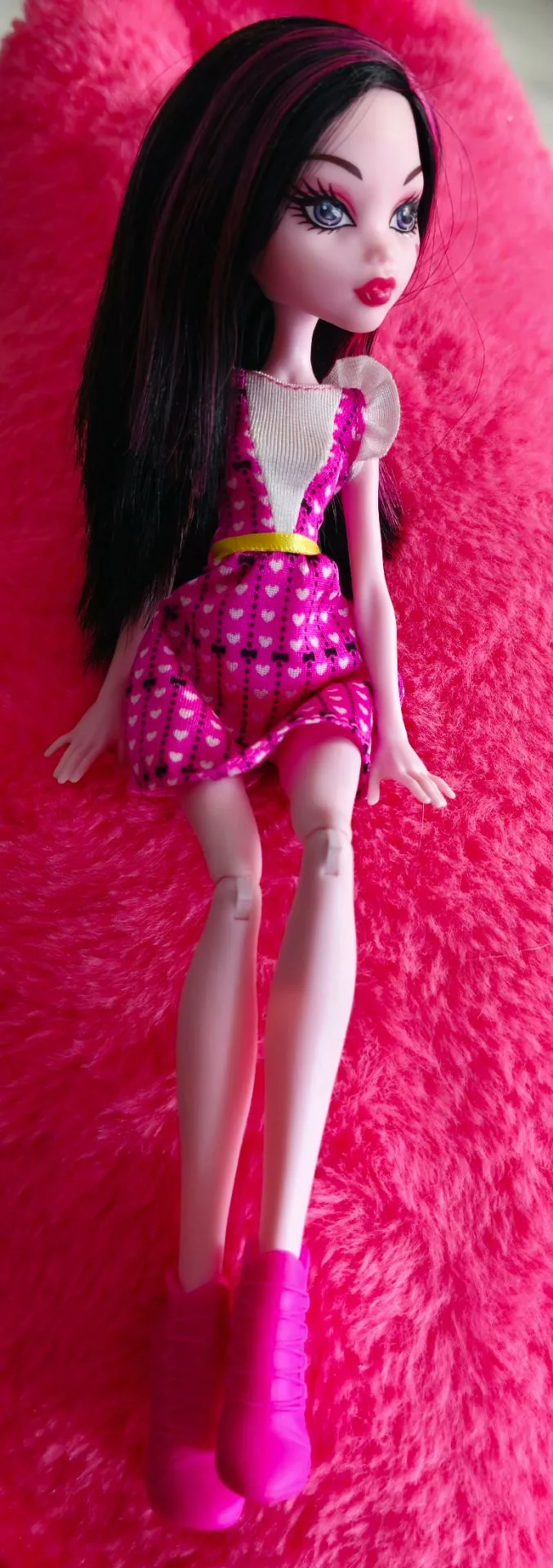 продам куклу «Monster High». может здесь есть коллекционеры подобного.