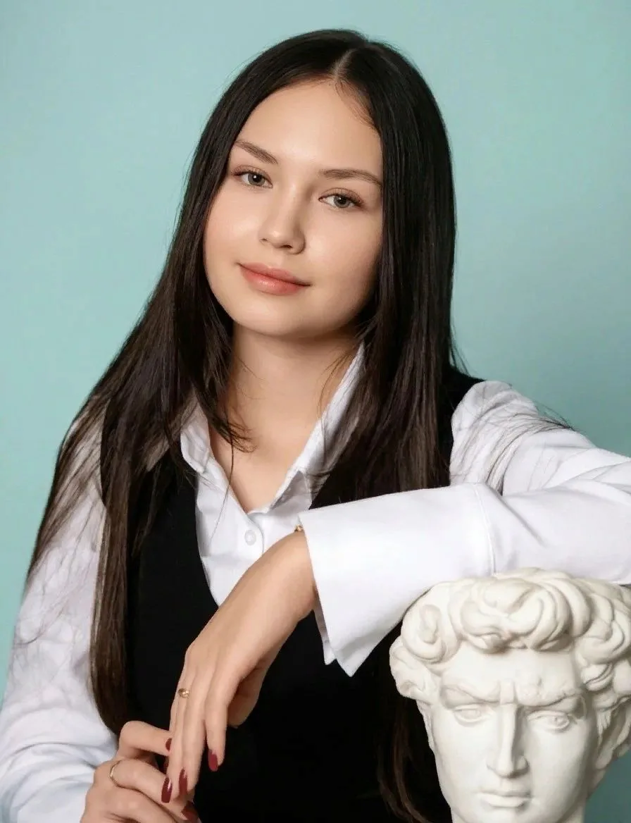 Сегодня в рубрике #звездочкимеждуреченска — Анастасия Мещерякова, талантливая юная худо...
