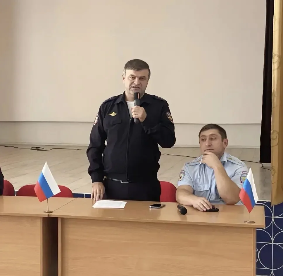 В МКОУ СОШ № 4 прошло мероприятие на тему «Профилактика безнадзорности и правонарушений...