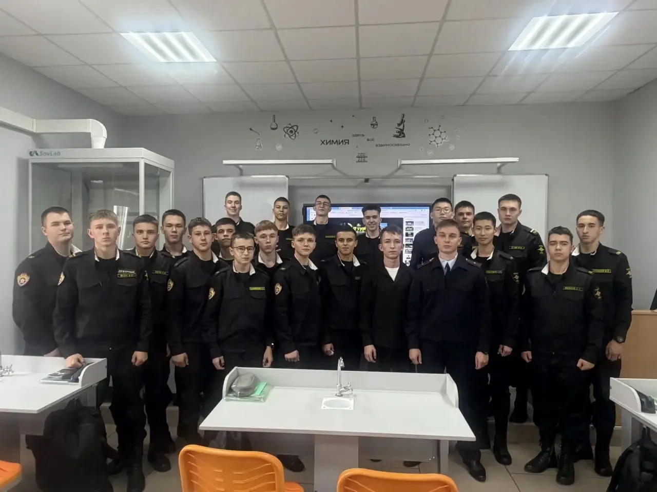💫 Урок с перспективой: выпускники помогают суворовцам увидеть профессию изнутри 💫