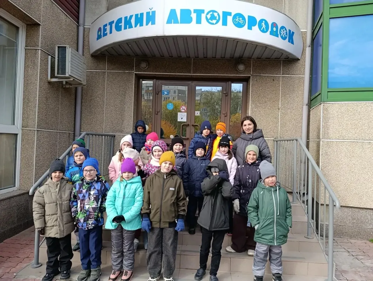 Экскурсия в автогородок: увлекательно и полезно! 🚘