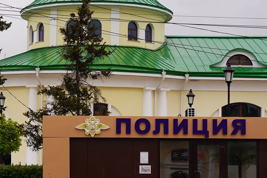 🚓 Под Рязанью задержали рецидивиста за кражу 200 спортивных костюмов