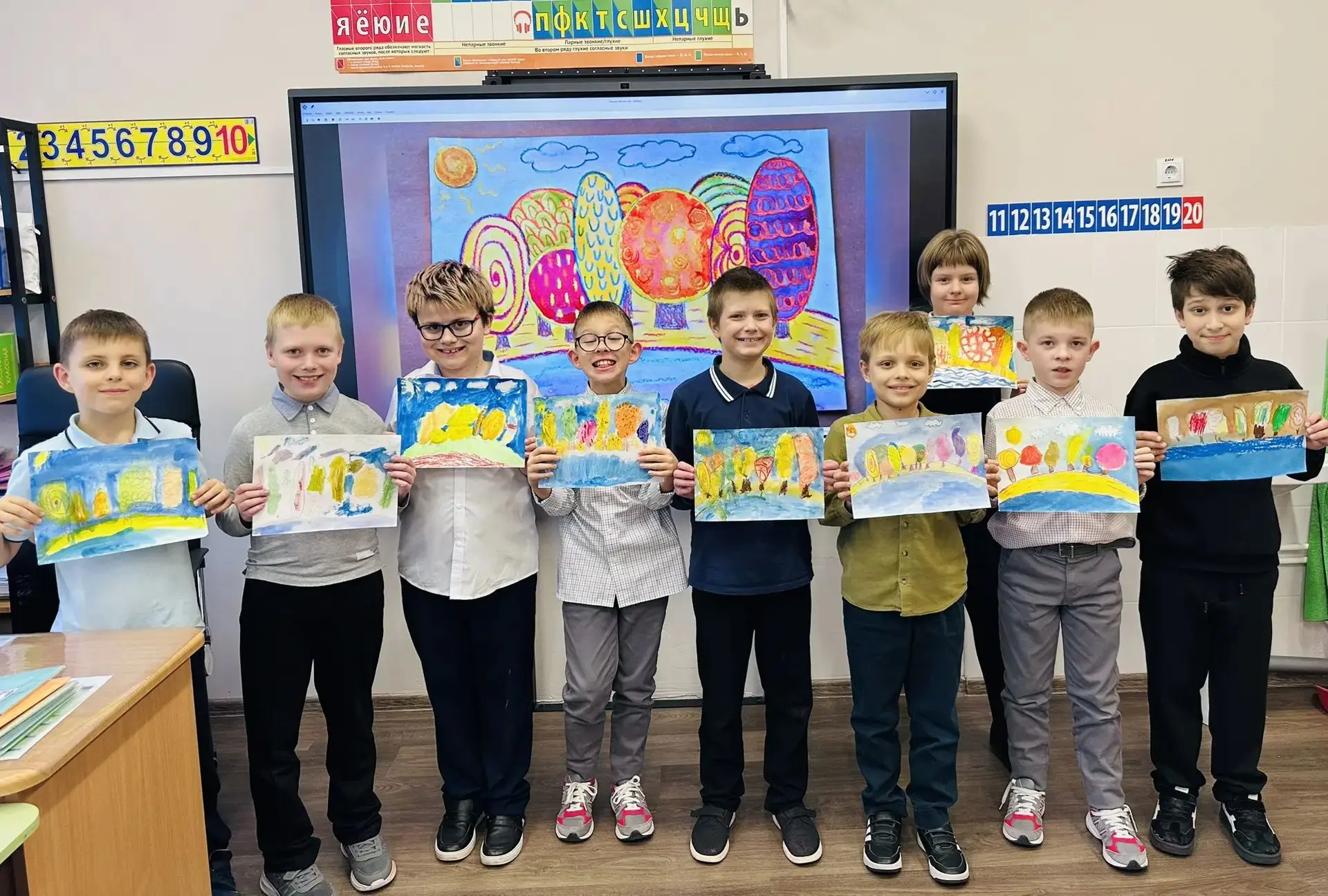Творчество 2 «Б» класса без границ! 🎨