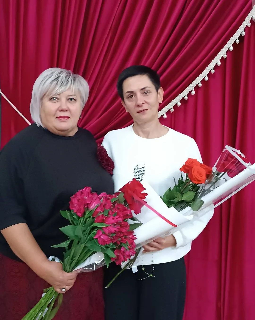 2 октября, в Городском дворце культуры прошла торжественная церемония, посвященная Дню ...