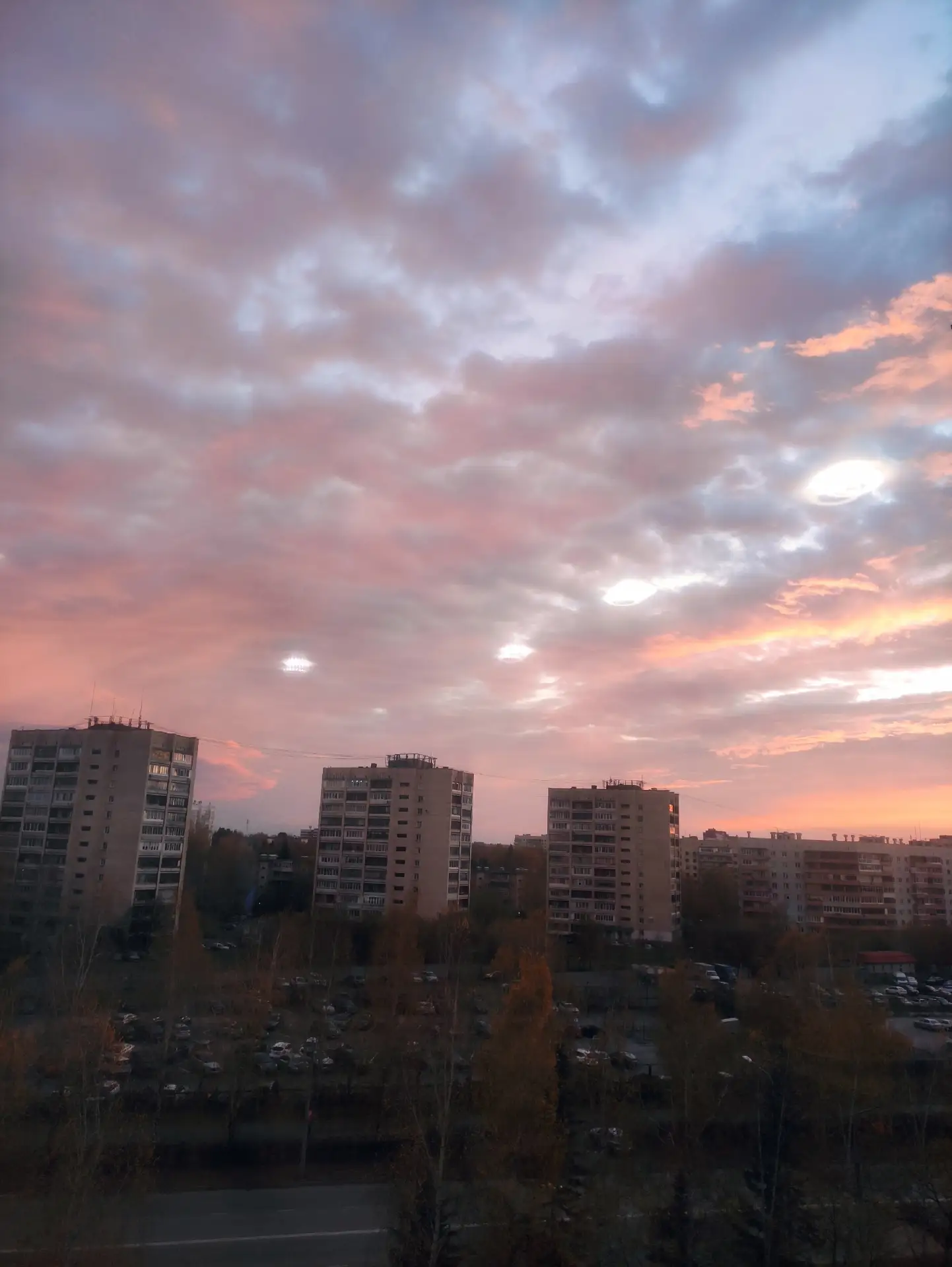 Красивое небо утром...