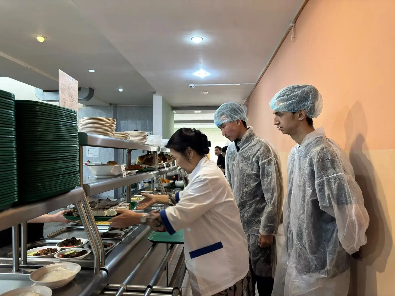 🍲 Комбинат питания «Сэргэлээх» – от производственной практики к трудоустройству 🍲
