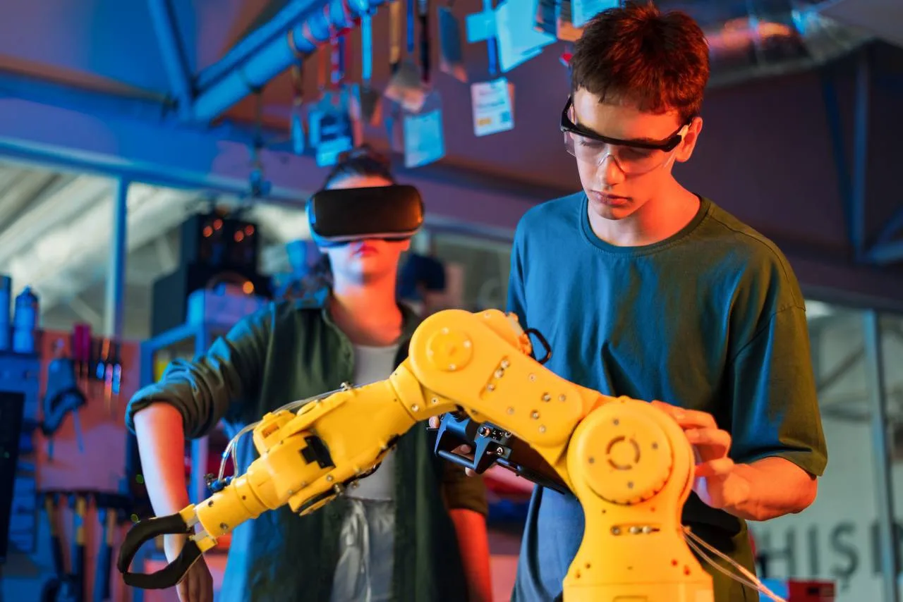 🤖 Модули по ИИ намерены внедрить во все программы вузов с 2027 года