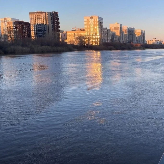 🌊 За три дня уровень воды в реке Тура в Тюмени увеличился на 63 сантиметра