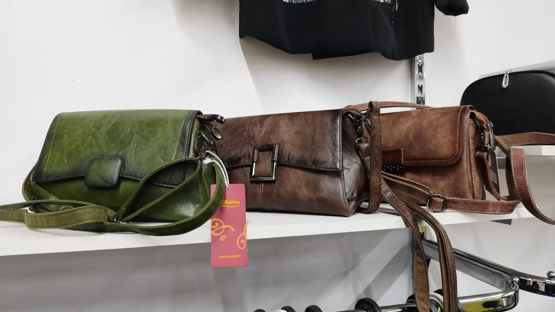 Трендовые винтажные сумки в 3х цветах