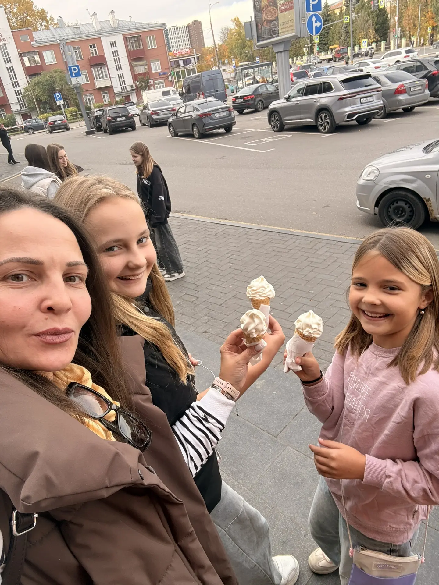 И традиционно жидкое мороженое в рожке 🍦 😍
