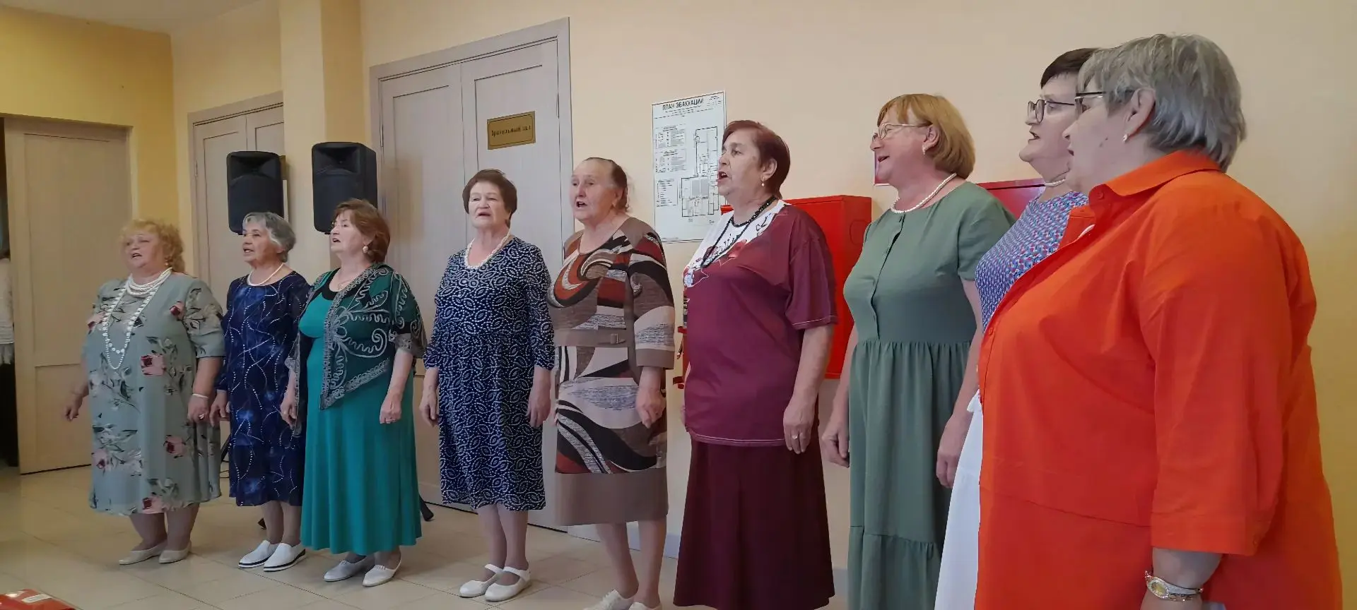 В Доме культуры им. В. А. Терешкова посёлка Дружинино состоялся вечер отдыха, посвящённ...
