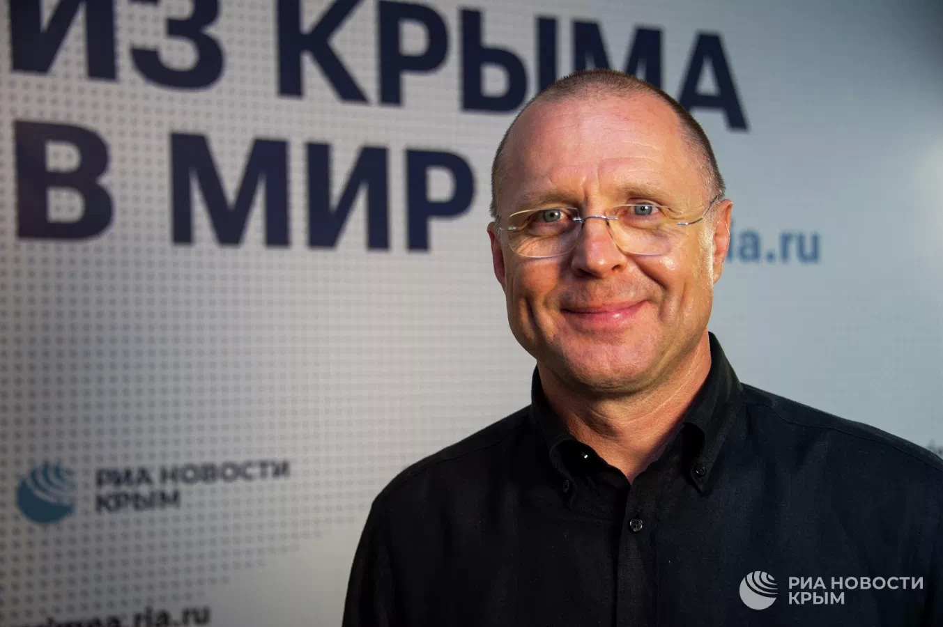 Директору МДЦ "Артек" Константину Федоренко присудили премию правительства РФ за научно...