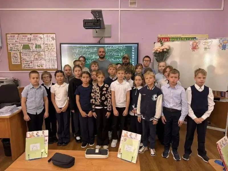 🎒 Встреча школьников с военными в районе Бабушкинский