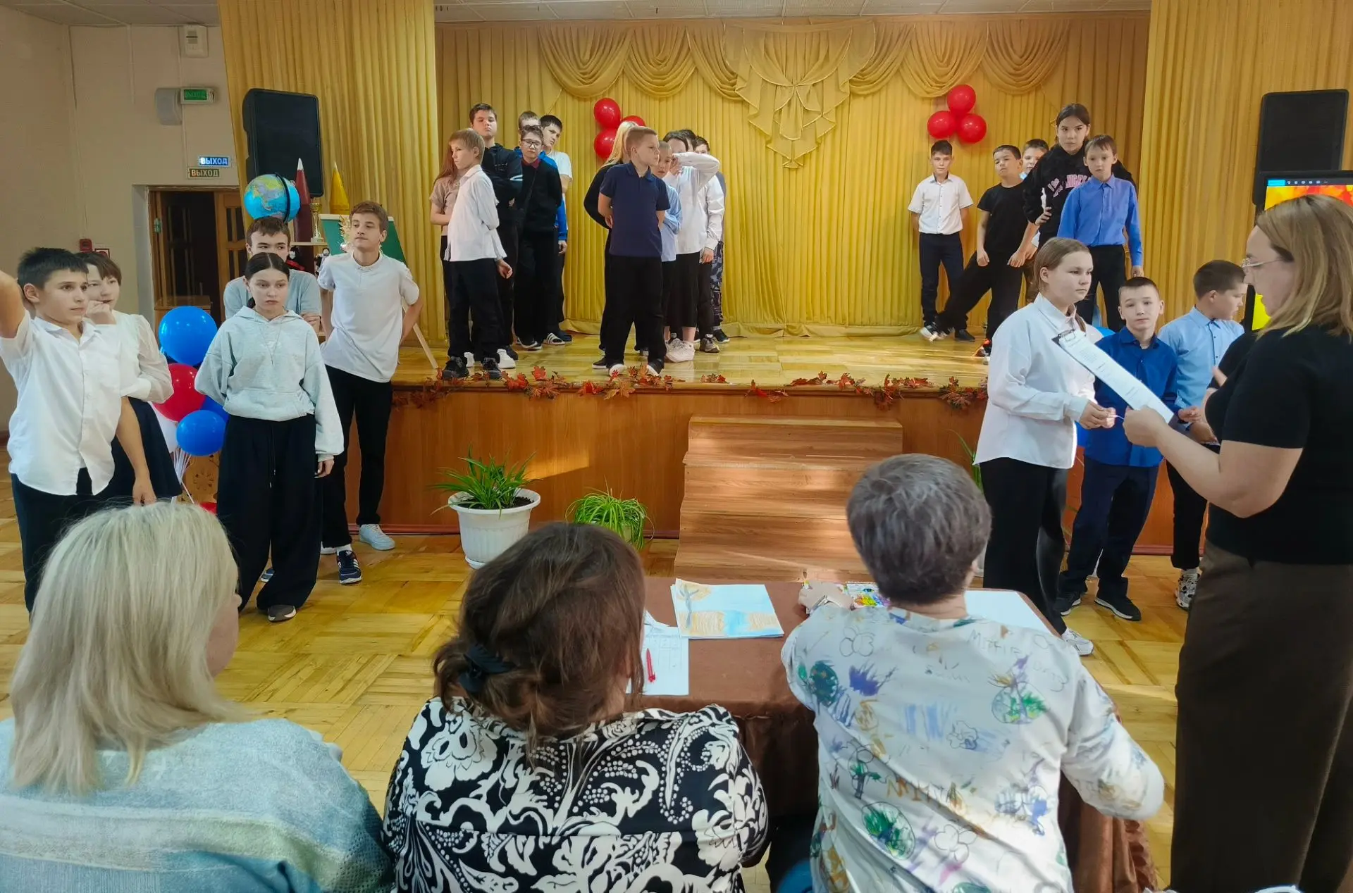 📢 Сегодня в нашей школе прошел яркий и динамичный осенний праздник - 🍁"Осенний драйв"!🍁