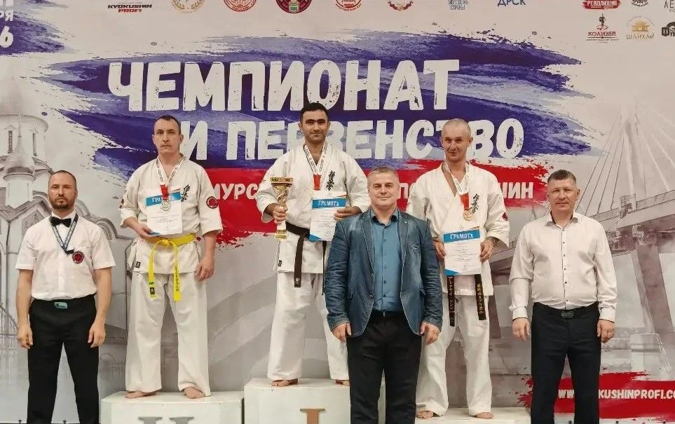🏆🥇  Золото на областном чемпионате по киокушинкай каратэ!
