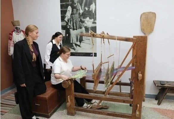 1) В ЛГПУ открыли этнографический музей-лабораторию «Жизнь Ивана» 🧺🎶