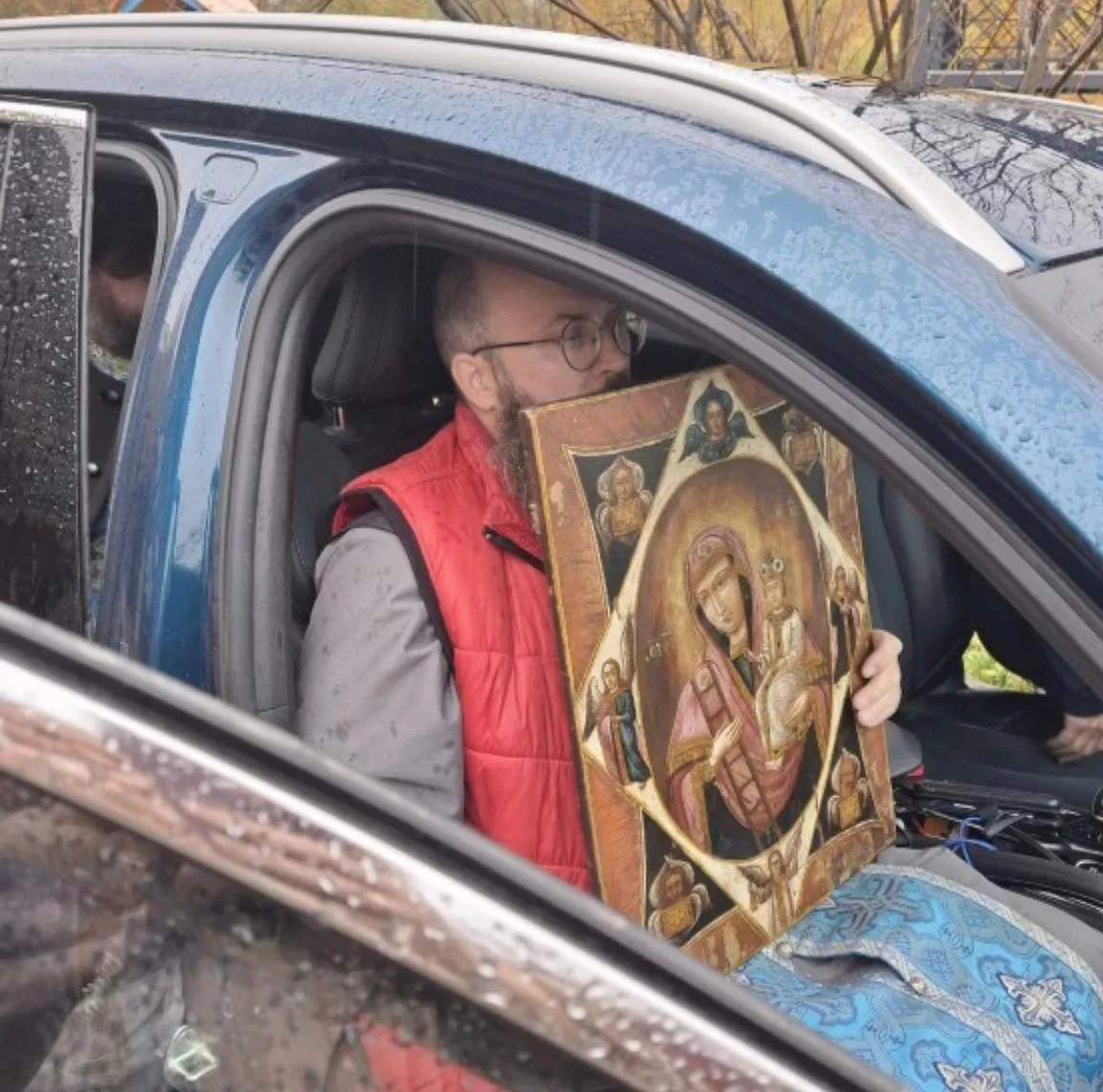Молебен против беспилотников провели в Калуге после атак на дата-центры.