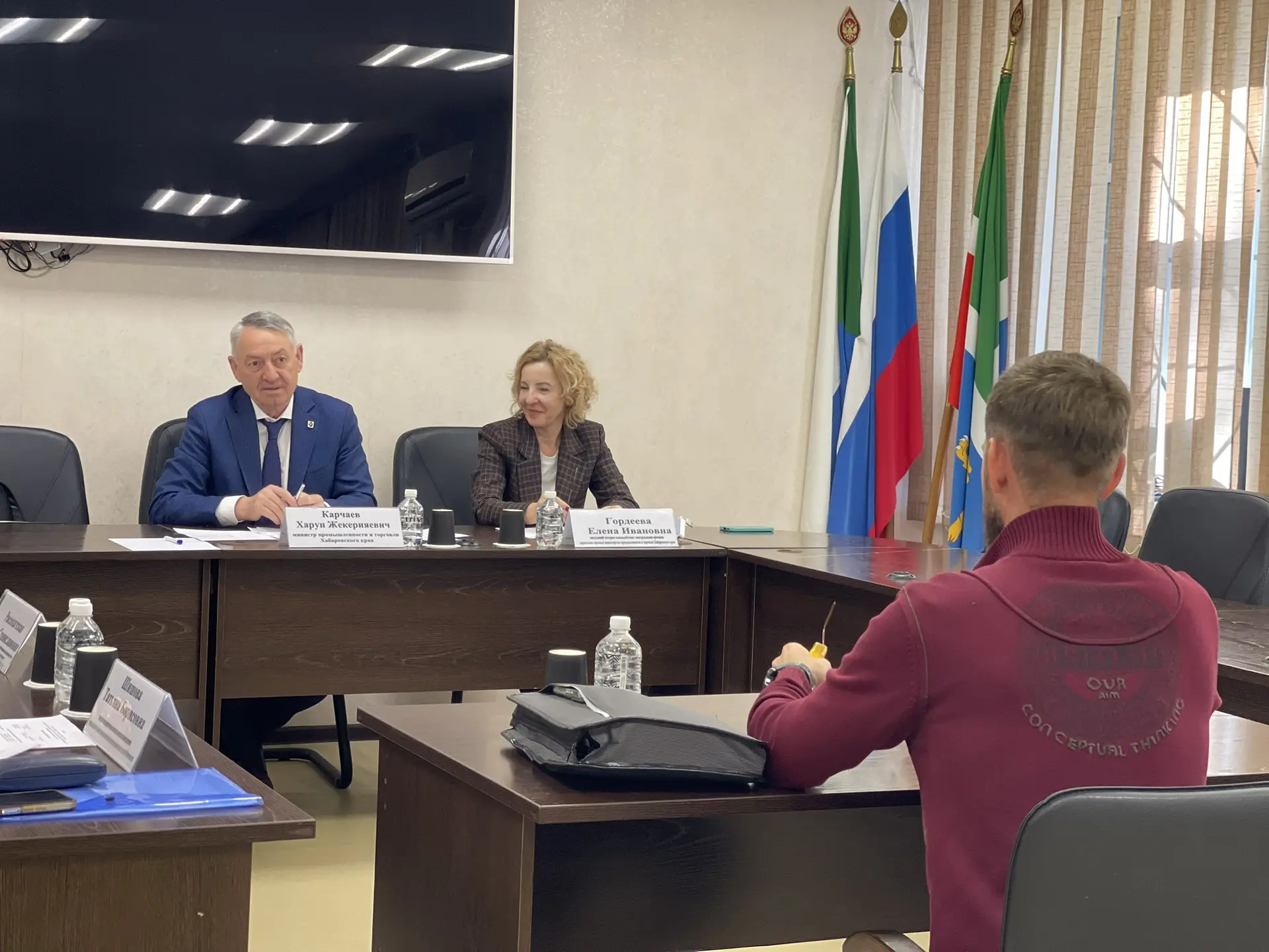 В администрации Хабаровского района прошел личный приём Министра промышленности и торговли