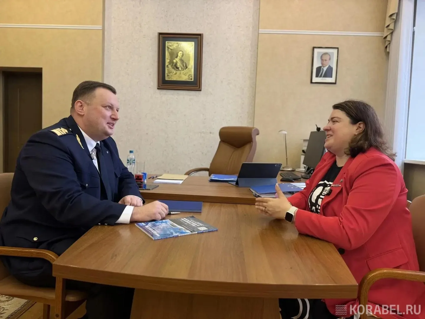 Виктория Корабеловна взяла интервью у ректора ГУМРФ им. адм. С. О. Макарова Сергея Соко...
