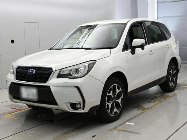 👑 Нашли шикарный SUBARU FORESTER, который доступен к покупке из Японии!  🎉
