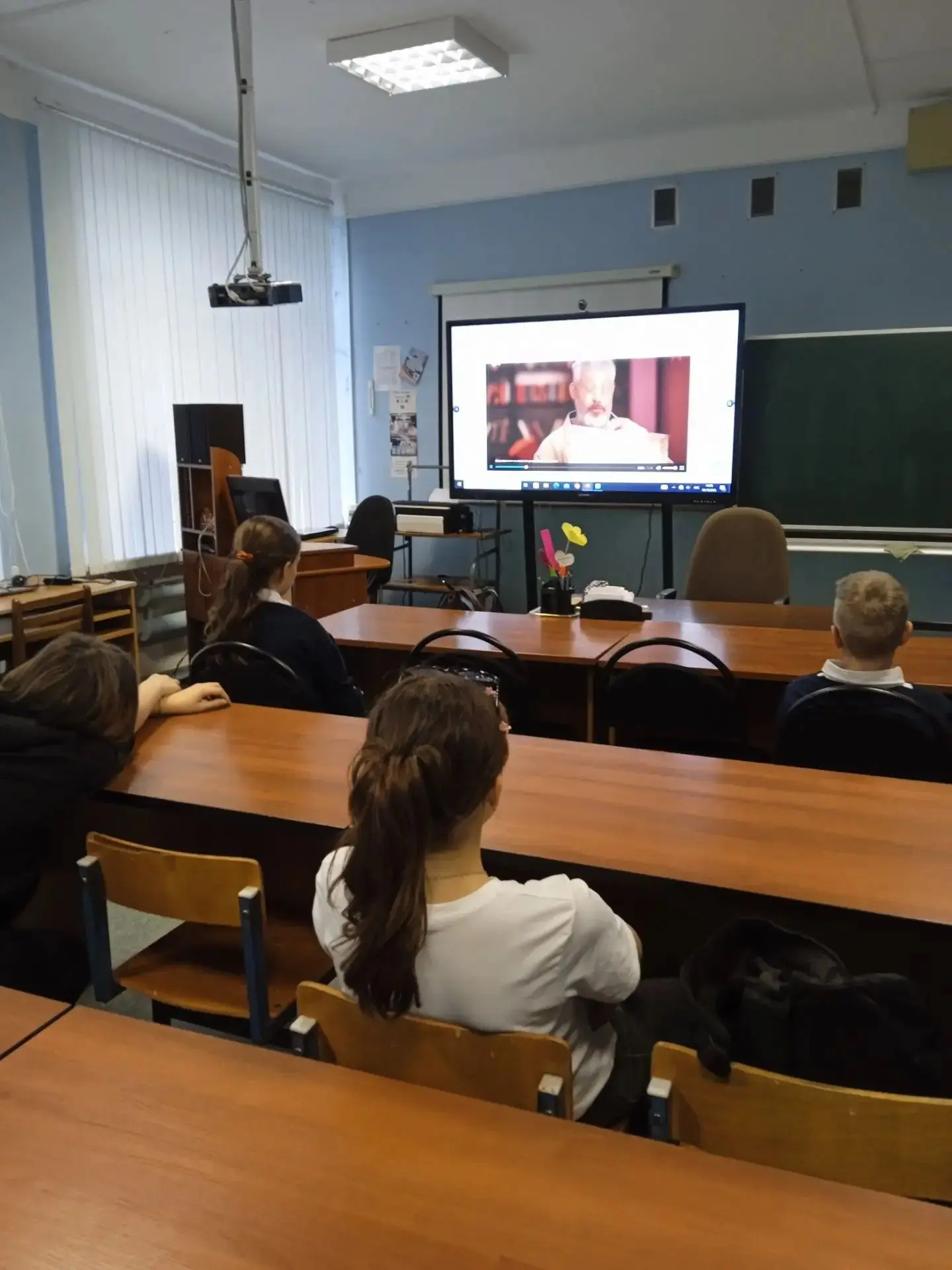 В 7 классе прошло внеурочное занятие «Моя семья» на тему «История моей семьи в истории ...