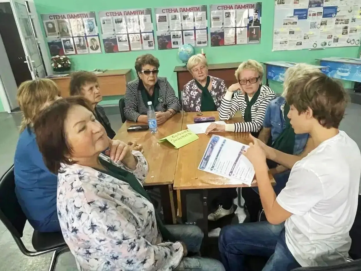 Связь поколений и реальные дела активистов районного КСВО