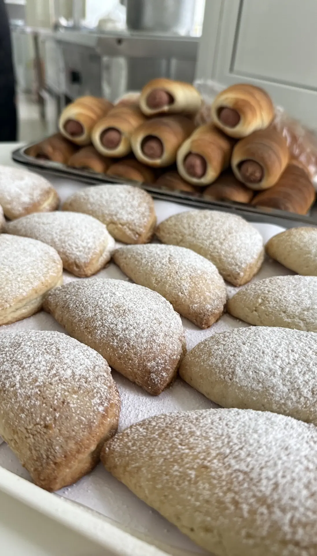 🥐🍕 Друзья, у нас свежая и вкусная выпечка! 😍