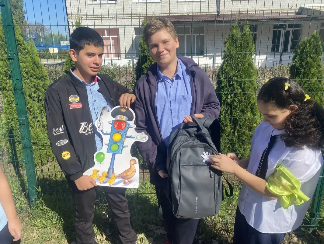 🚦📢 Наши юные инспекторы — на страже безопасности! 📢🚦