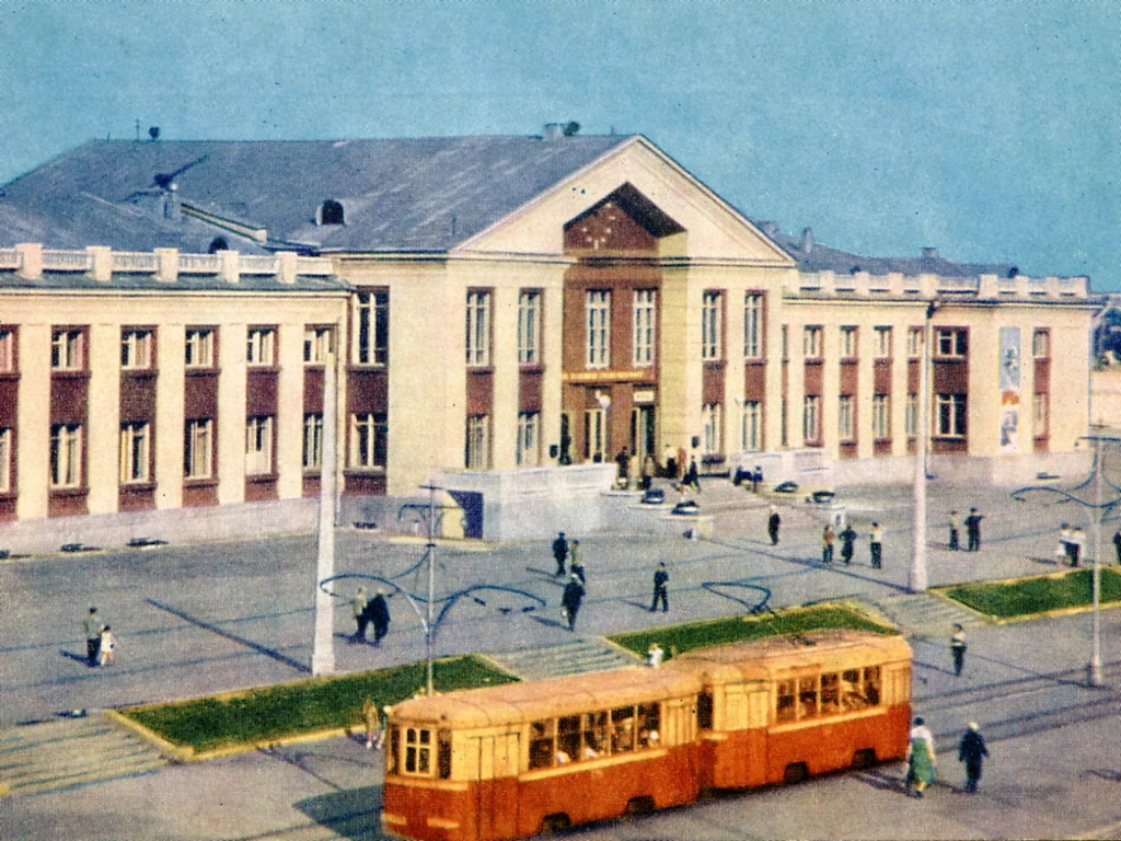 🚉 ВОКЗАЛЬНАЯ ИСТОРИЯ | Нижний Тагил, 1967 год