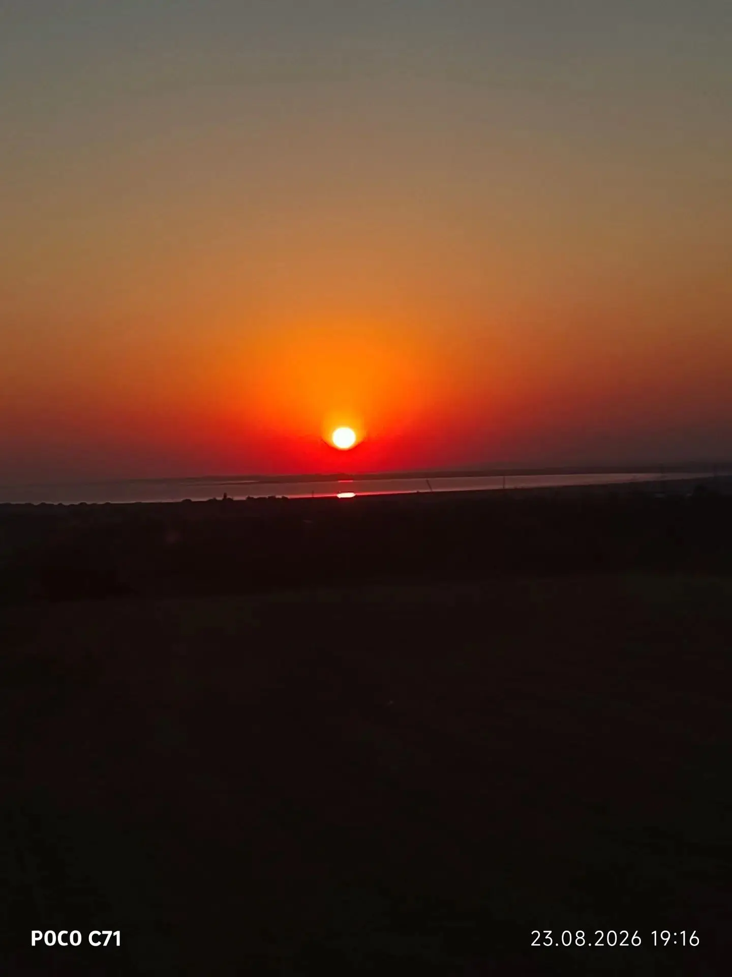 Закат сегодня. Он просто прекрасен 😍