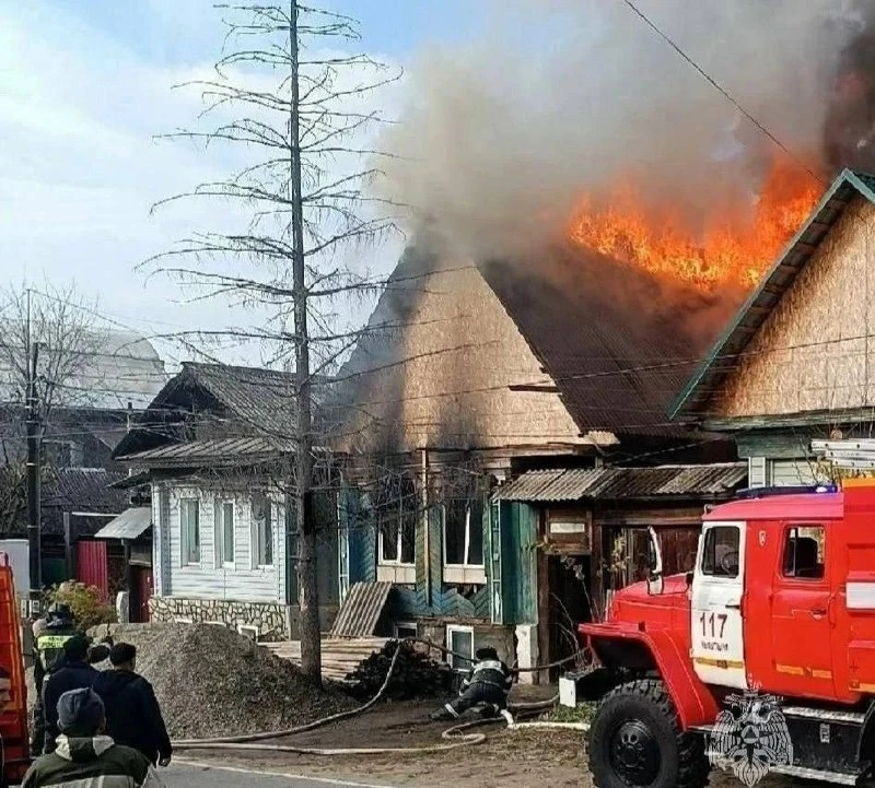 🔥 В Кыштыме пожарные предотвратили взрыв газового баллона