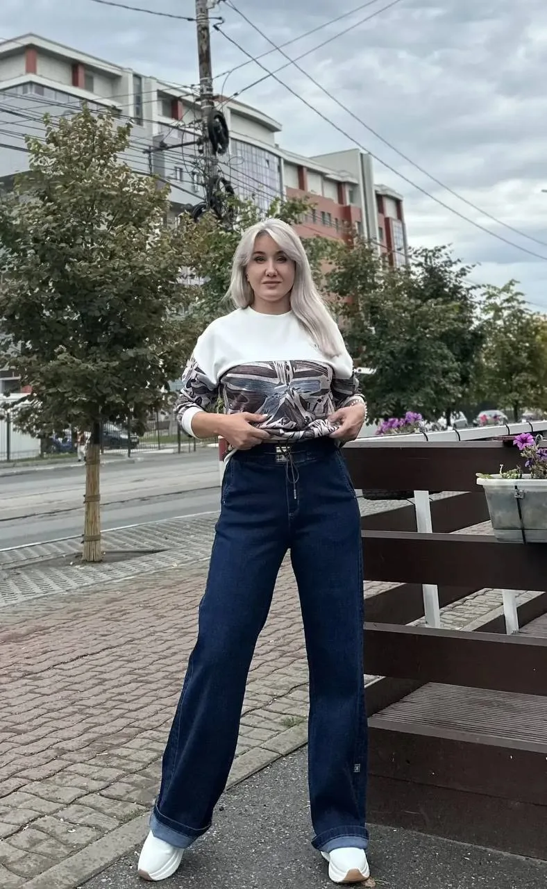 🍂 Встречайте стильные джинсы для уютных осенних образов!