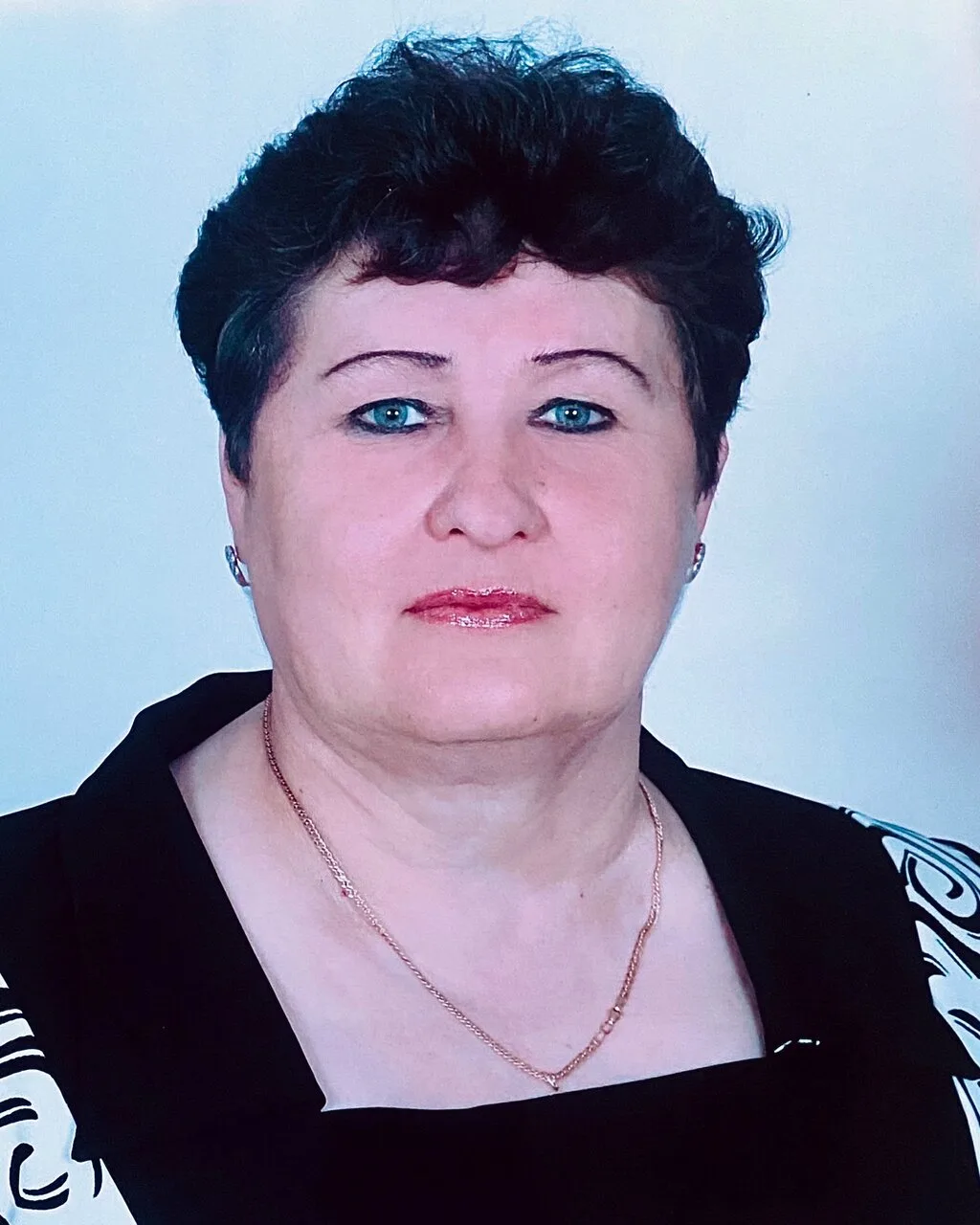 С глубокой скорбью и болью сообщаем.