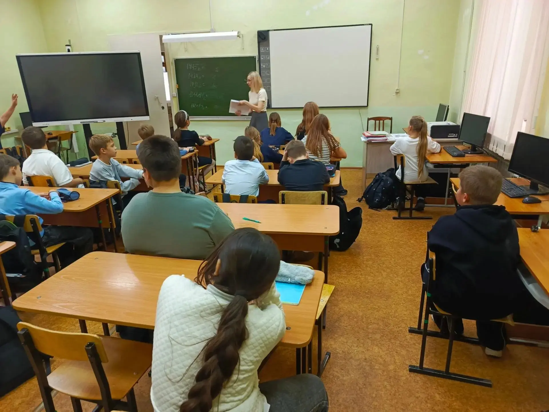 Адаптация учащихся к школьной жизни — это комплексный процесс, который требует системно...