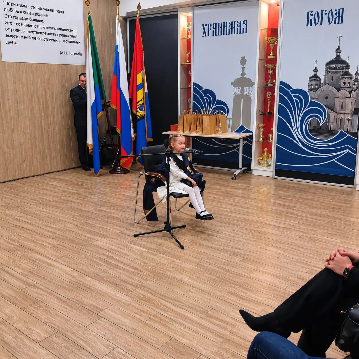 Сегодня на площади «Город воинской славы» состоялся финал городского фестиваля «Песни и...