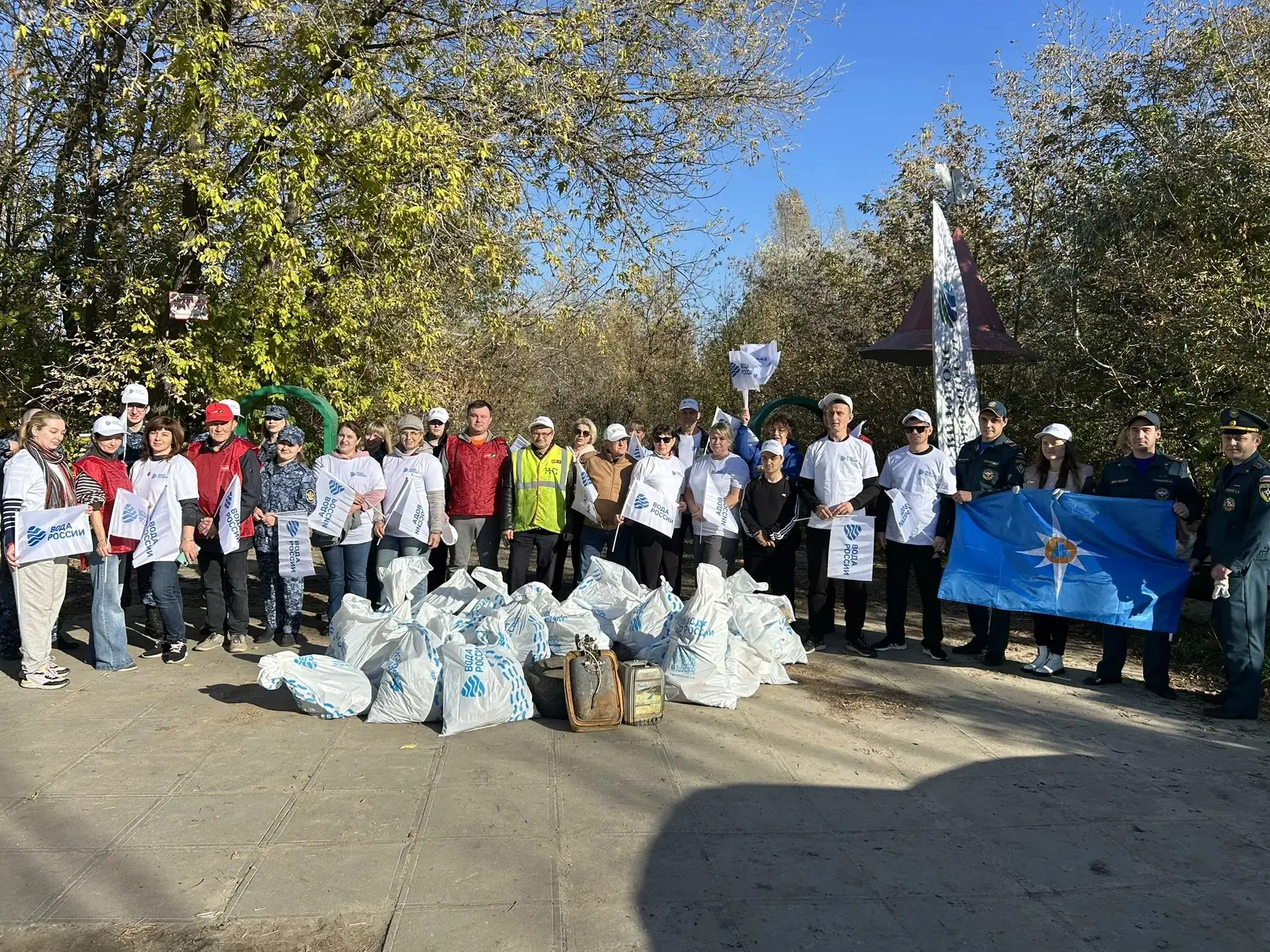 🌊 Завершающий аккорд акции «Вода России» в Ульяновске: чистота на «Черном озере»