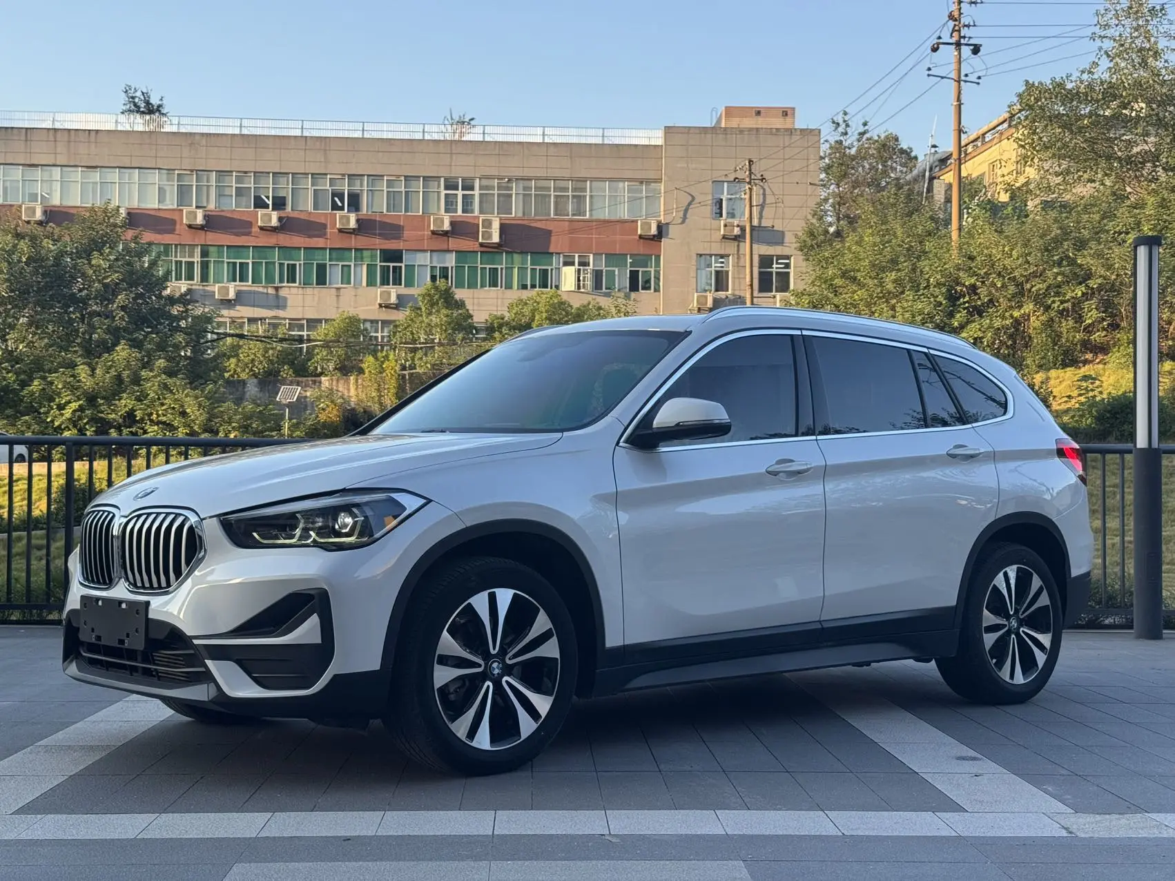 BMW X1 Long 1.5 140 лс