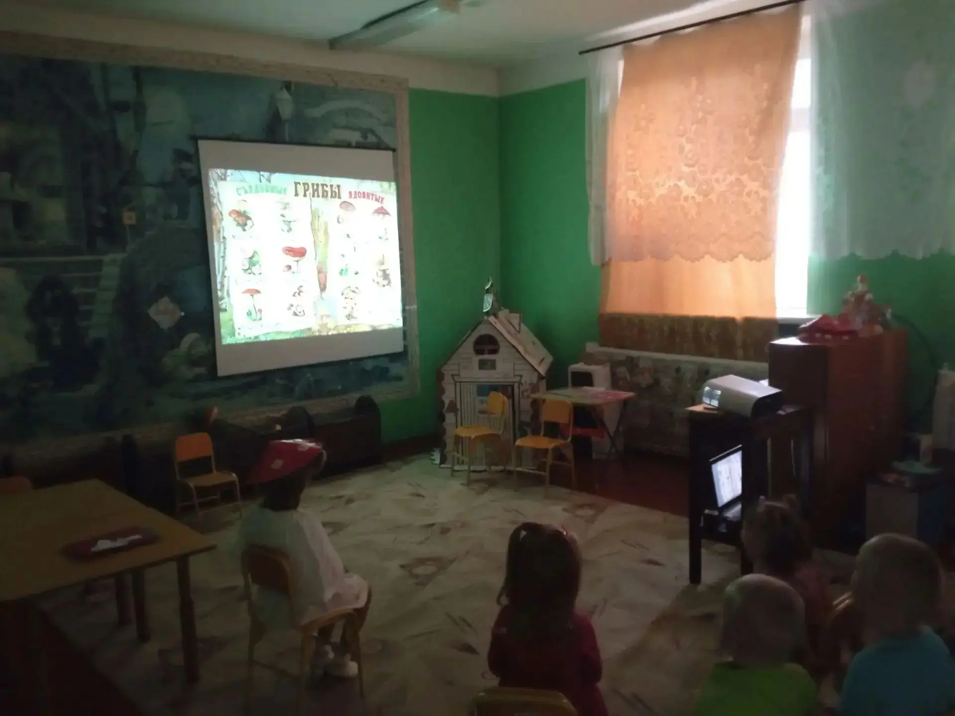 6 октября День рождения Мухомора! И мы, конечно, не могли его пропустить!