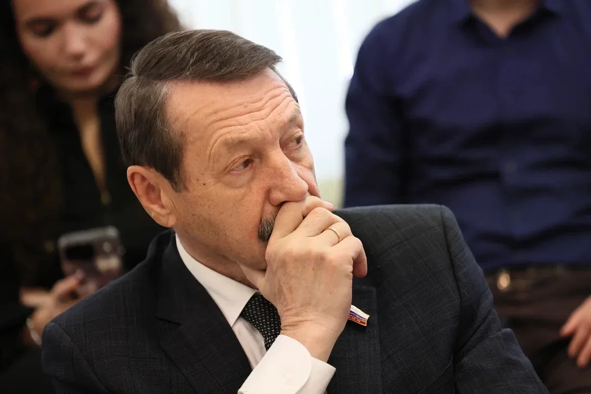 Сегодня на заседании бюджетного комитета Госдумы защитил госпрограмму развития атомного...