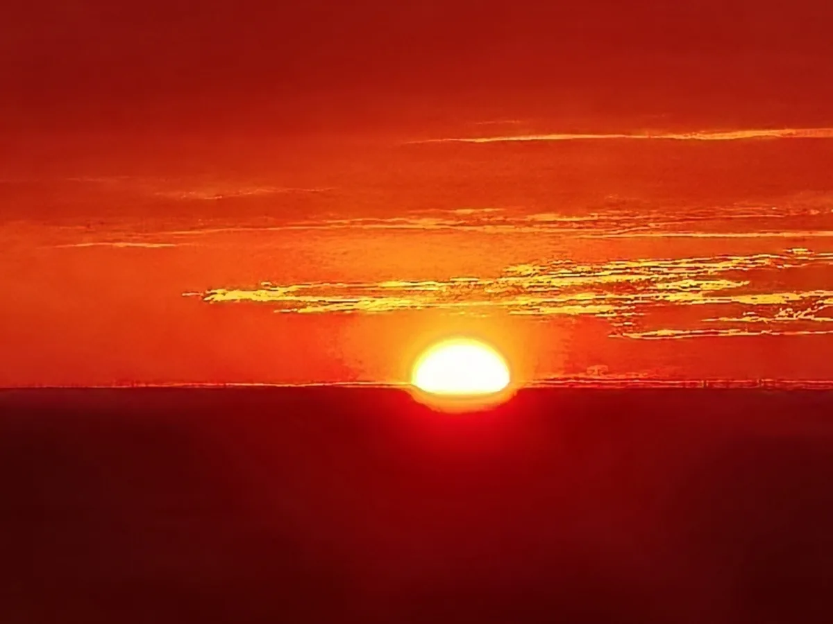 🌅 Алое начало