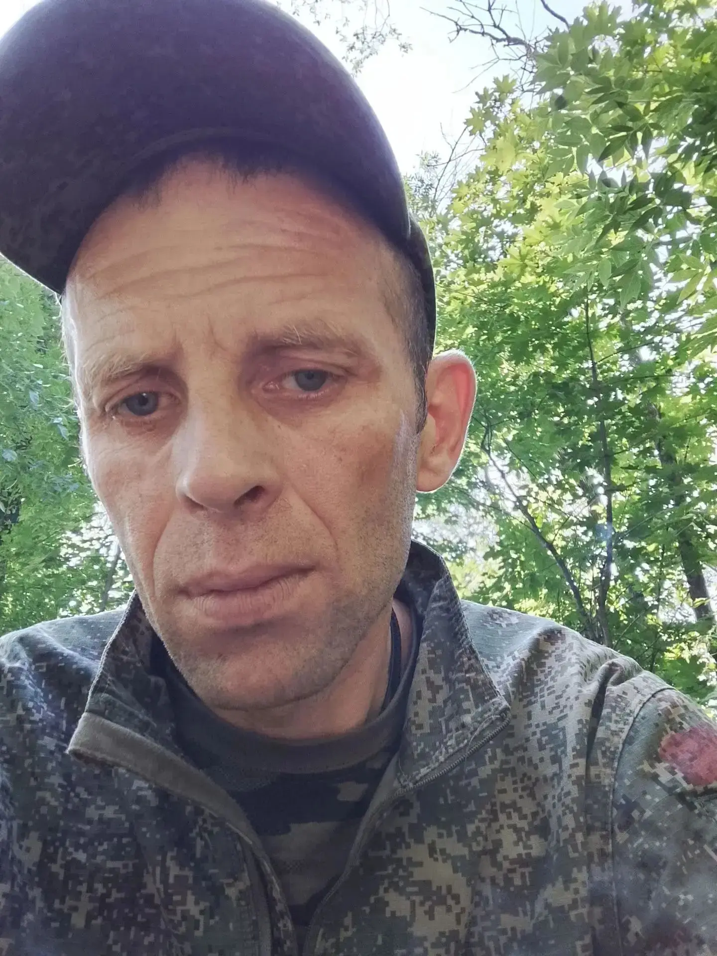 Помогите пожалуйста найти брата... Может есть родственники тоже с этой воинской группы....