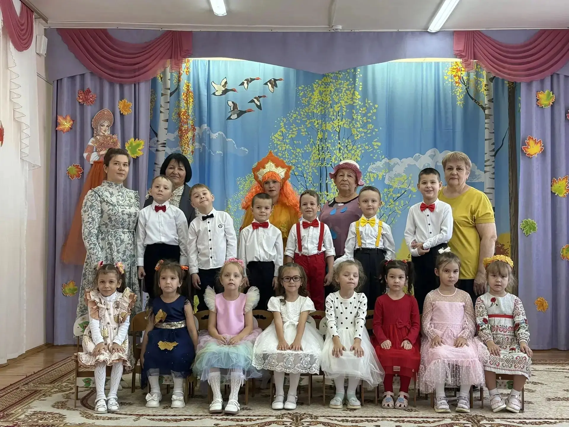 🎉 Осенний праздник в детском саду — море радости и волшебства! 🍁