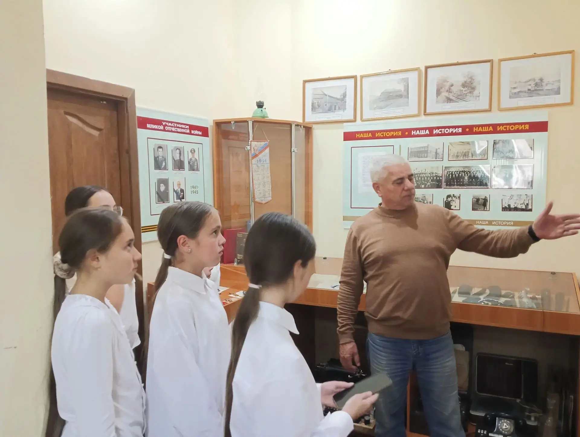 "Кем быть?": пятиклассники побывали в гостях в отделе МВД РФ по Кукморскому району