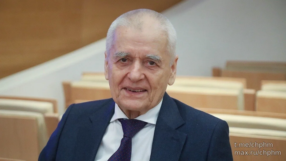 Онищенко: россиянки могут рожать до 60 лет, мужчины — до 90💬