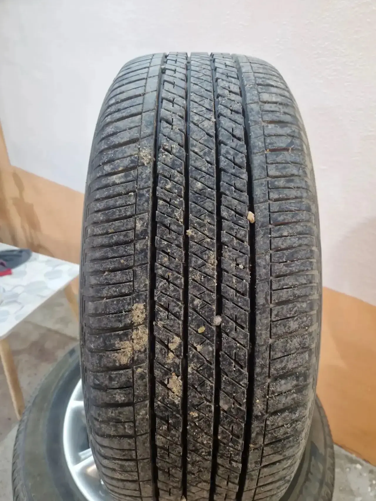 Продам литье R18 5x114,3 с летней резиной 235х55