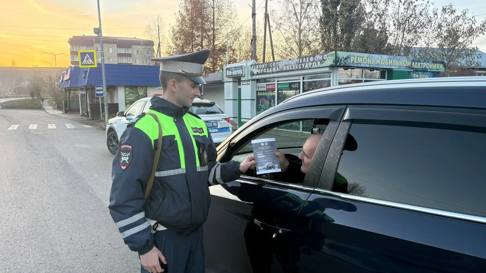 👮Госавтоинспекция Ивделя провела профилактические беседы с водителями