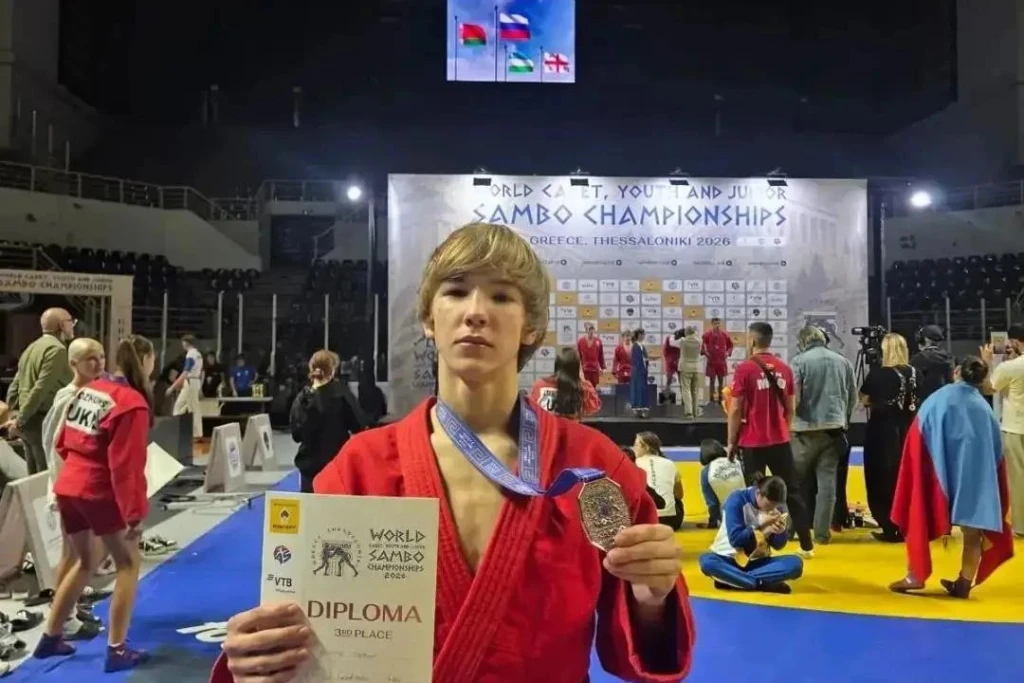 Бронзу первенства мира завоевал приморский самбист