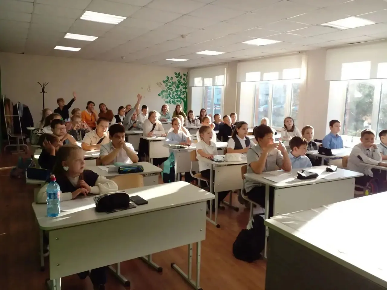 Сегодня в стенах Мошковской СОШ № 2 состоялось увлекательное и вдохновляющее образовате...